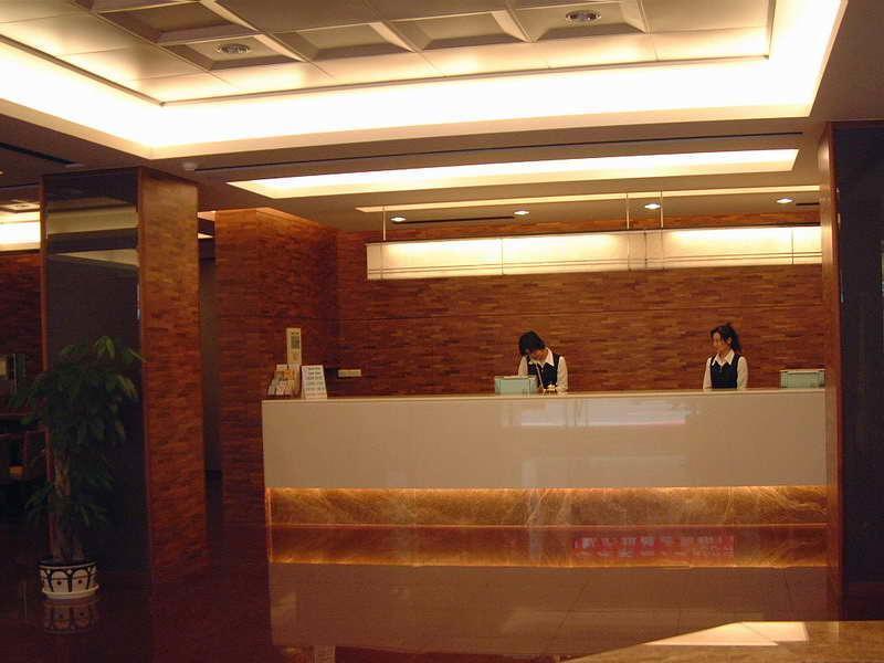 The Premier Hotel Tainan Exterior photo